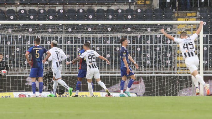 Battu par Vojvodina, le Partizan de Franck Kanouté se complique la fin de saison